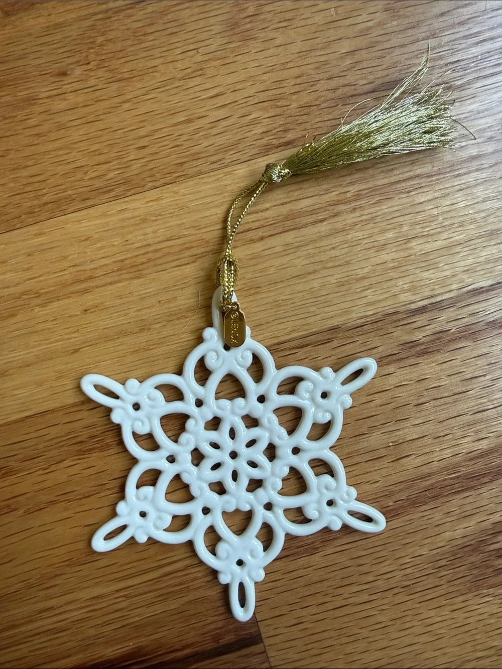 Lenox 2014 Annual Snow Fantasies Snowflake Ornament new in box